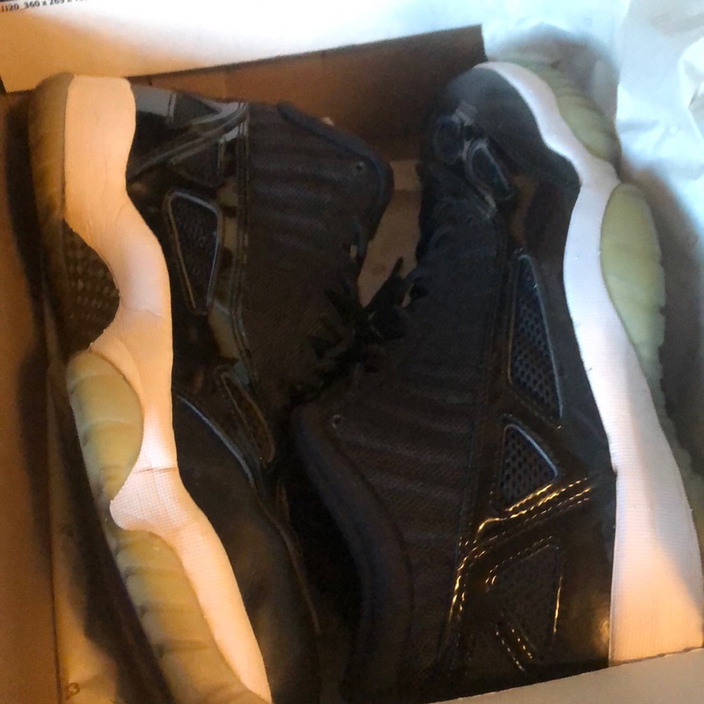 Jordan 6 Rings
Black Ice